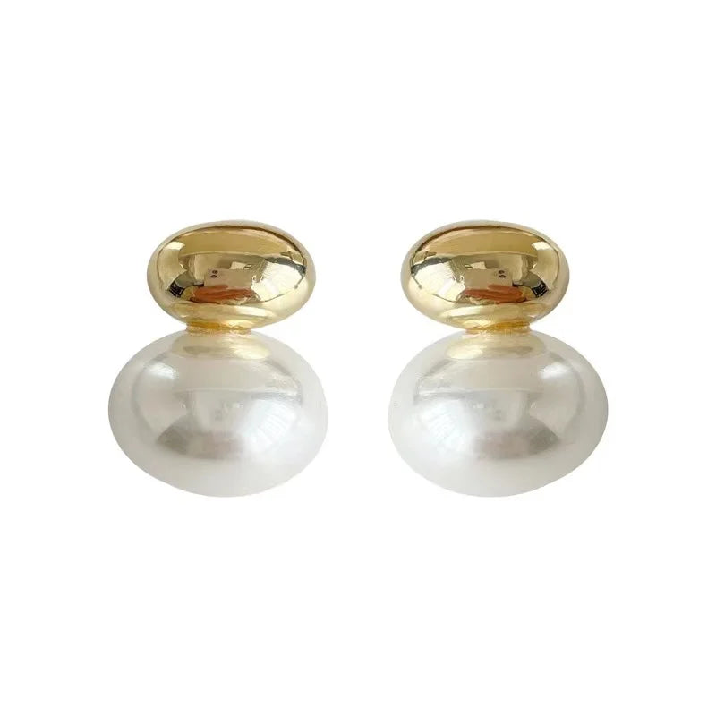 Victoria - Pearl Earrings