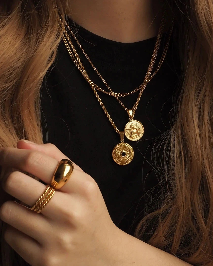 Sona - Pendant Necklace