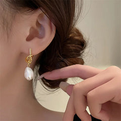 Tara - Pearl Earrings